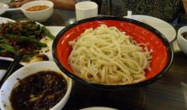 娱乐吃瓜酱吃面条视频下载,一网打尽美食与娱乐的双重享受