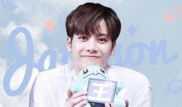 女明星被便宜视频爆料了,真相令人震惊