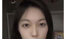 短剧女演员直播爆料视频,短剧女演员爆料幕后真相